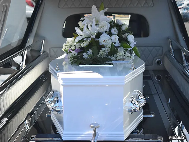 UFC Vechter start inzamelactie voor begrafenis moeder