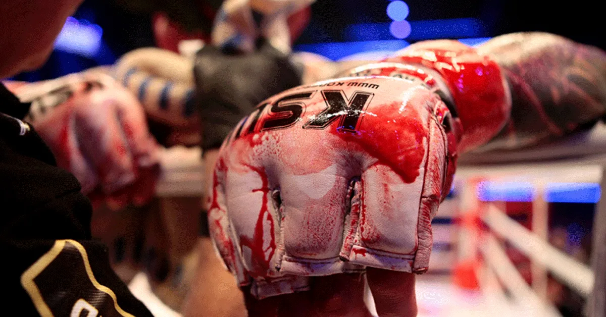 KO-gemist! Gebroken neuzen en ego's (video)