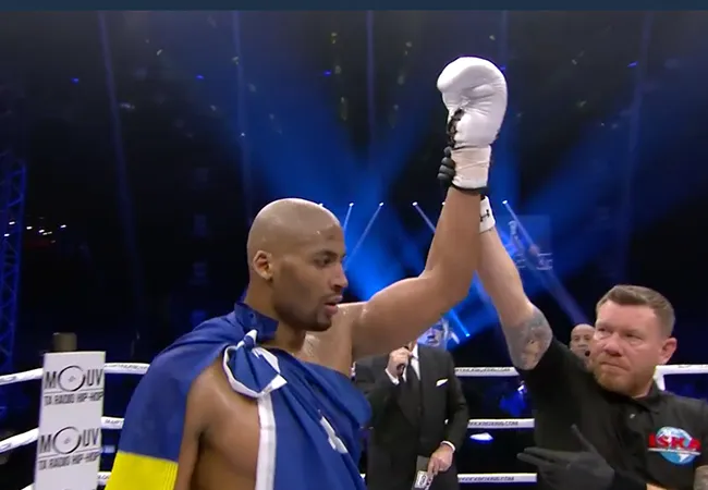 D’Angelo Marshall scoort knock-out op Daniel Skvor (video)