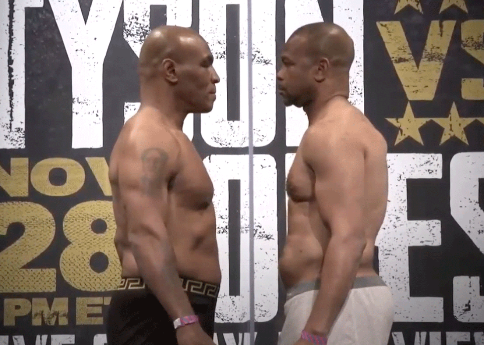 Mike Tyson en Roy Jones voor het eerst oog in oog tijdens staredown (video)