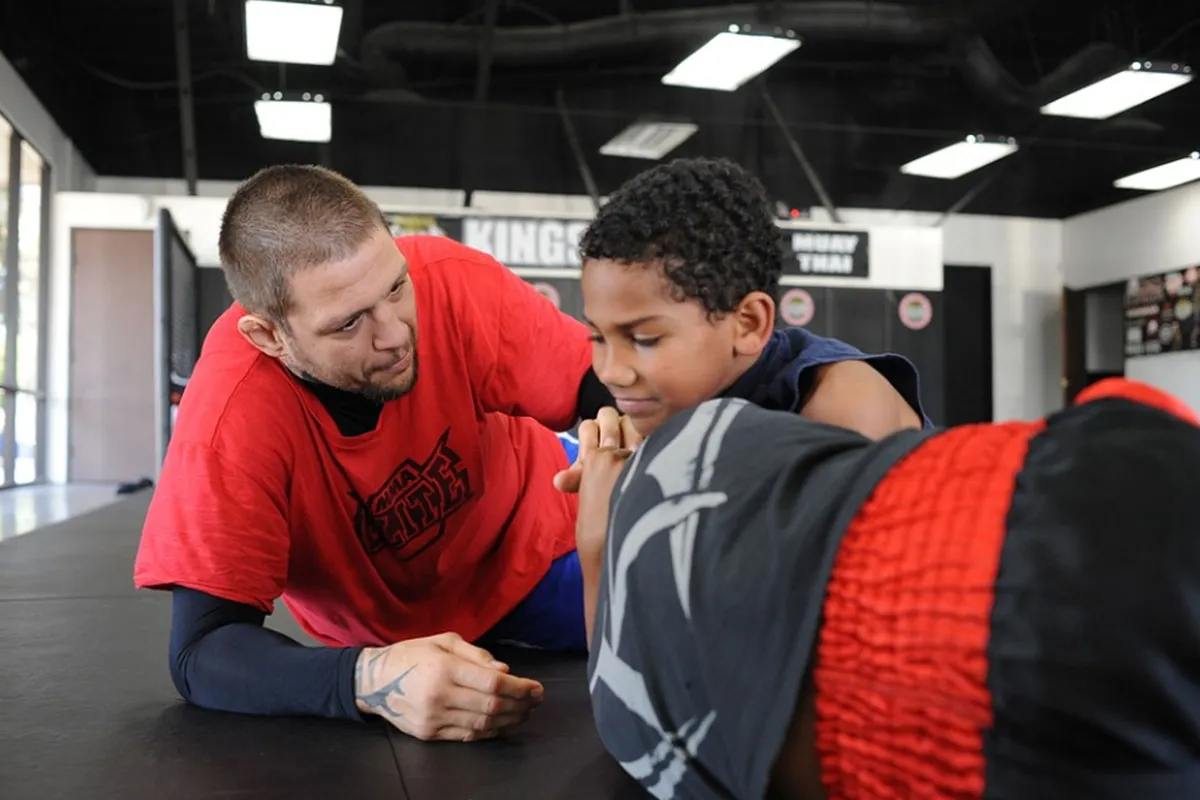 Vechtsport als verplichte les op school! 'Hier kan het'