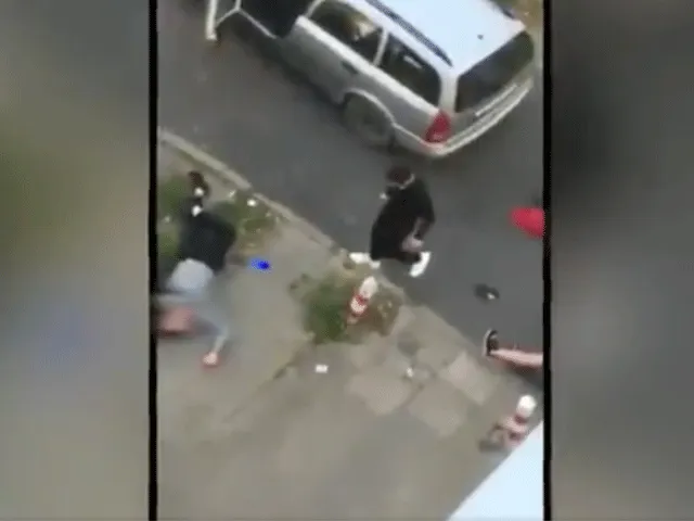 MMA-vechter ramt overvallers vrouw bruut in elkaar (video)