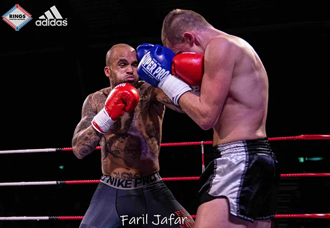 Succesvol kickboksdebuut ex-profvoetballer Orlando Smeekes