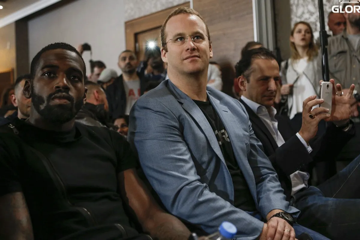 GEEN ZORGEN: GLORY Kickboxing eigenaar scoort flink op de aandelenmarkt