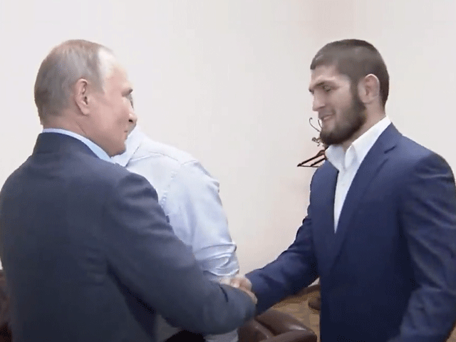 Putin steunt UFC-kampioen Khabib in uitspraken over President Macron