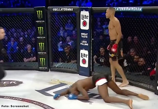 Bizarre knockout video: Bellator vechter flikt 'heftig trucje'