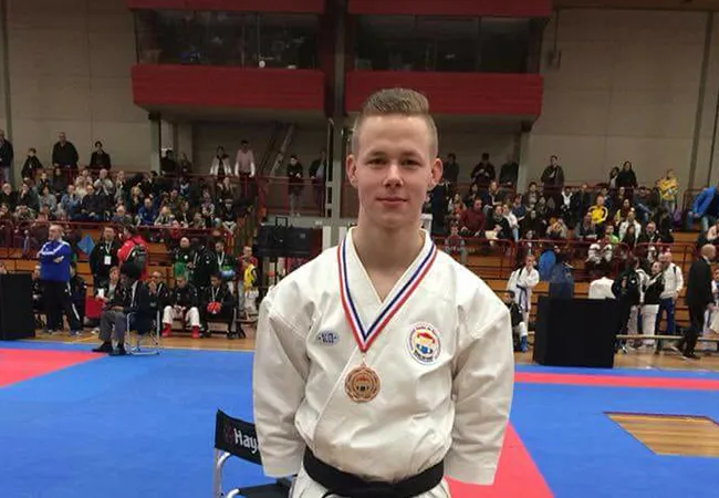 Brons voor Karateka Rick Sonnema tijdens NK senioren