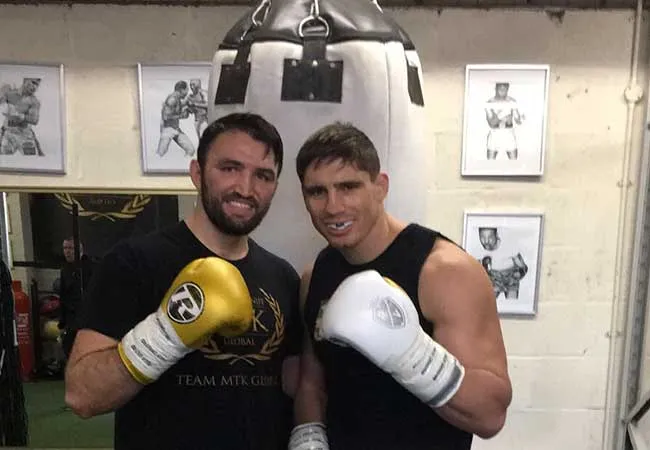Rico Verhoeven in Engels trainingskamp met Hughie Fury