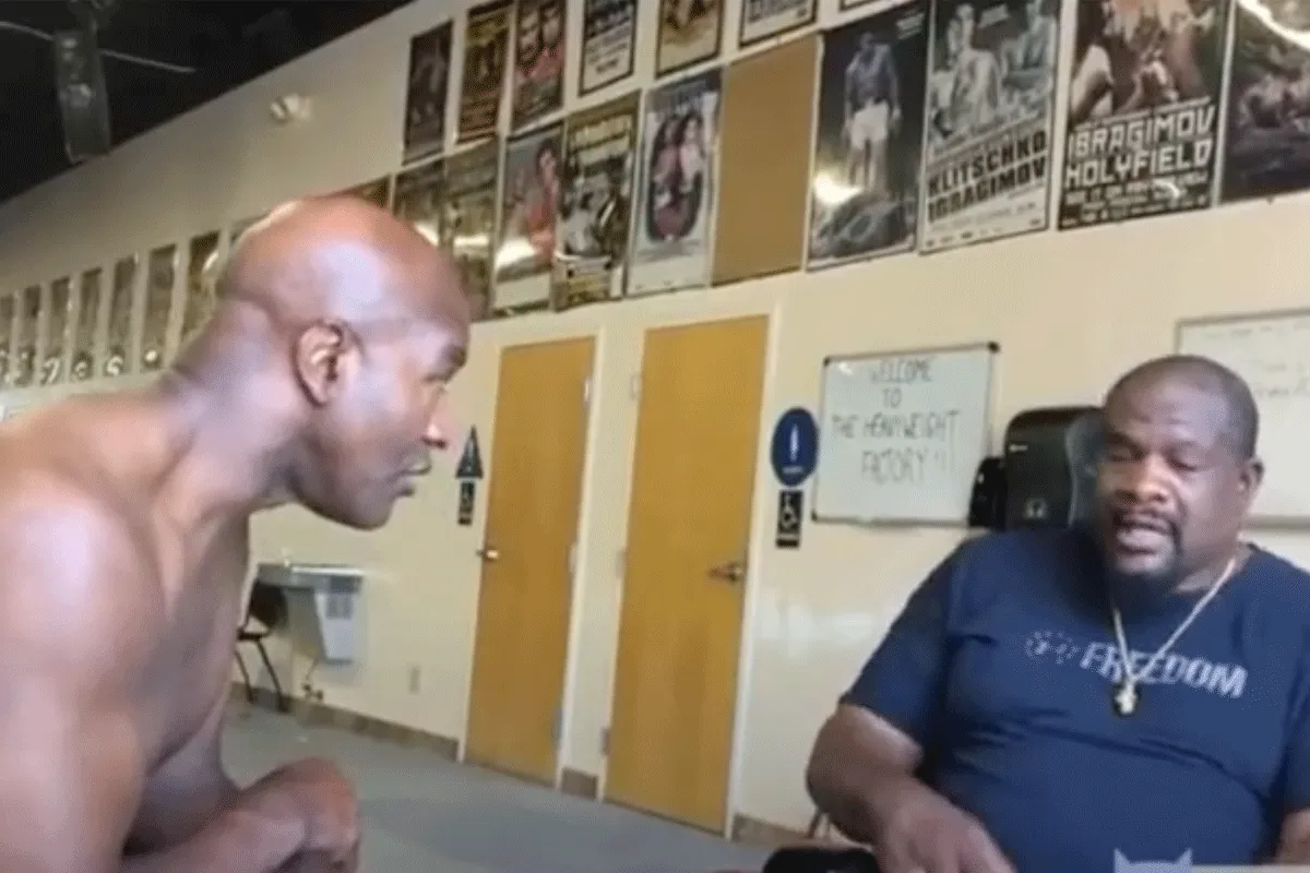 Leugen verpest rentree bokslegende (58)! 'Fans opgelucht'