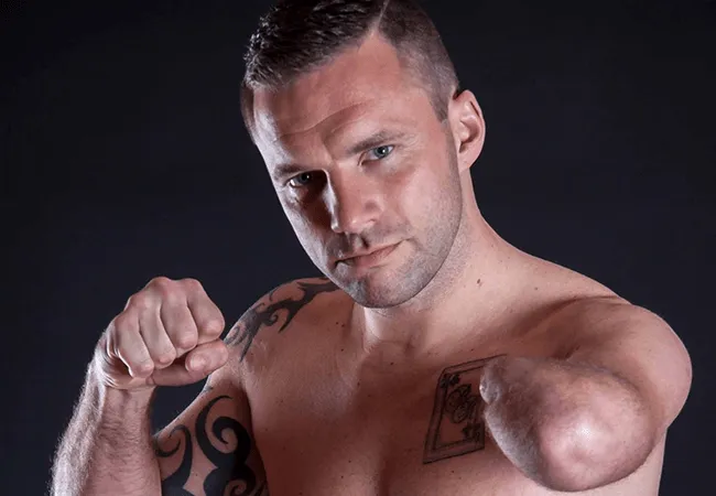 Kickbokser Rudy de Jonge mijn handicap staat mij niet in de weg!