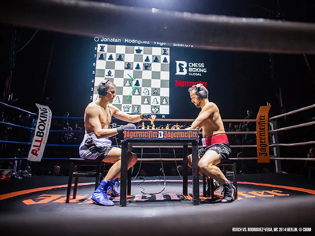 Schaakboksen na zestien jaar terug in Paradiso Amsterdam