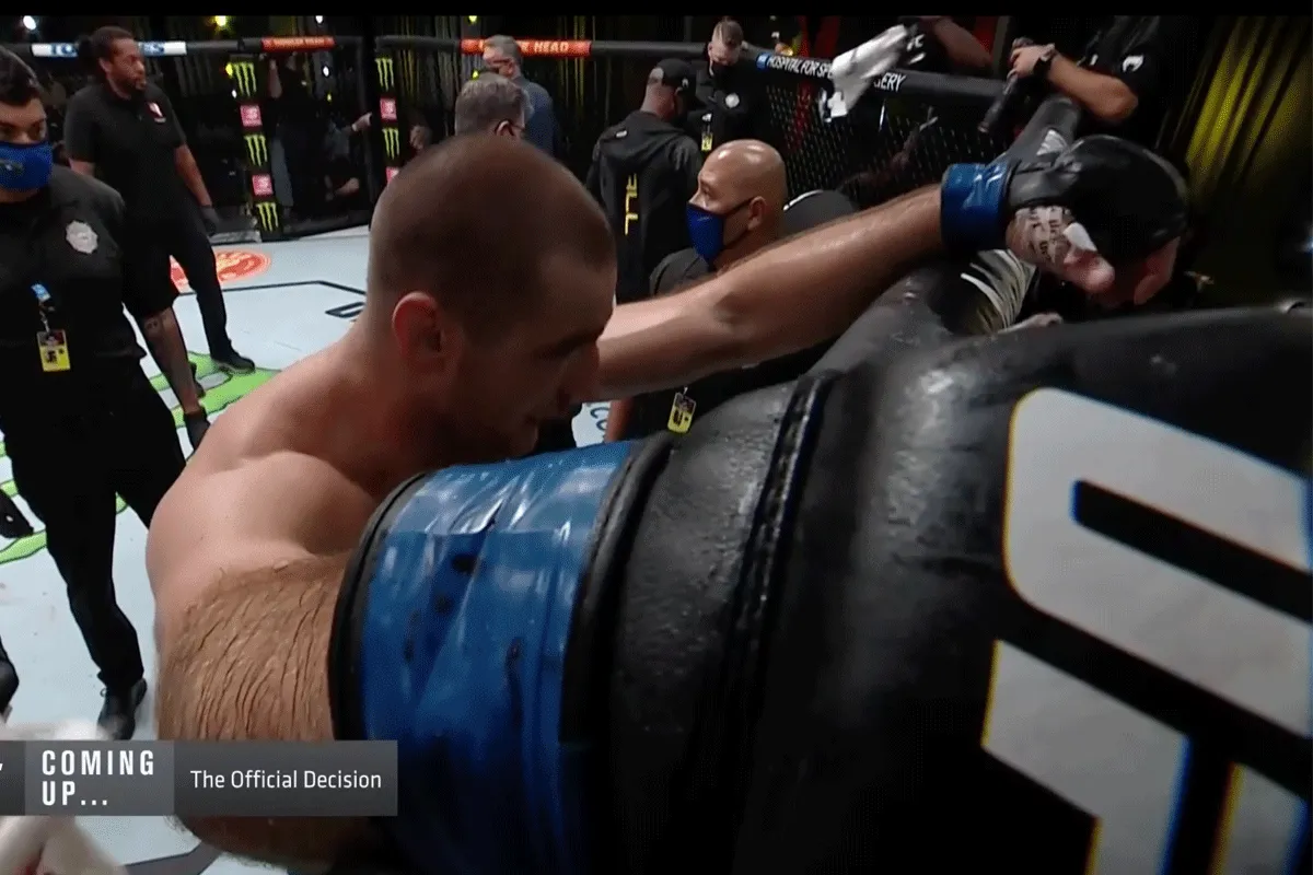 UFC'er dolgelukkig met moord in de MMA-kooi! 'Mijn grootste wens'