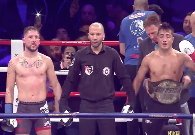 Tayfun Ozcan verslaat Andy Souwer door knockout en behoudt wereldtitel