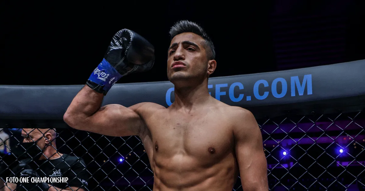 Enfusion kickbokskampioen Tayfun Ozcan vechter van het jaar 2019