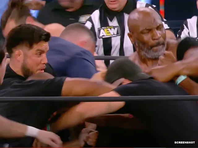 KNOKKEN: Mike Tyson & UFC-vechter Cejudo vallen worstelaars aan