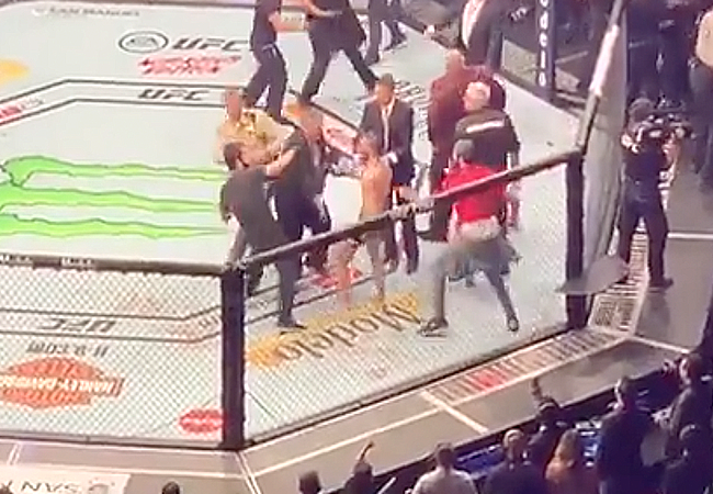 VIDEO | Fan probeerde Conor McGregor te redden bij UFC 229