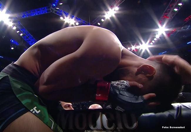 Publiek gedraagt zich schandalig tijdens UFC Mexico (video)