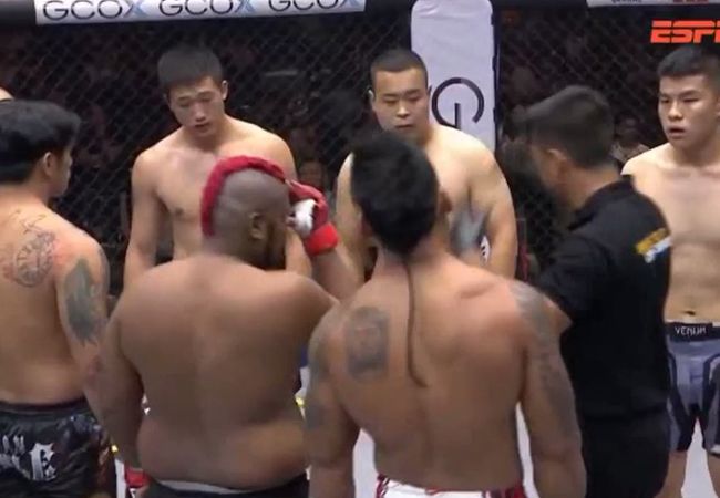 Gekkenhuis: 3 tegen 3 MMA gevecht eindigt in ruzie (video)