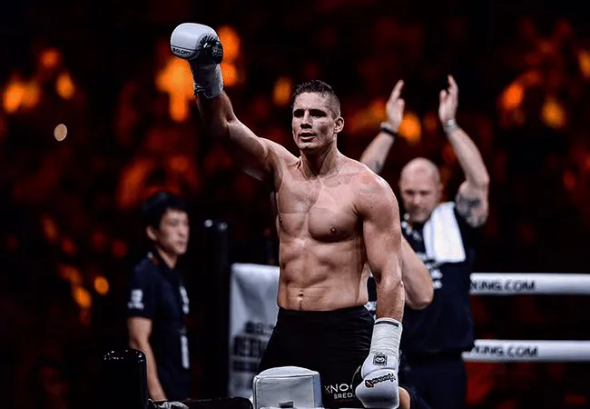 Rico Verhoeven en BigFoot Silva bedanken elkaar voor gevecht!