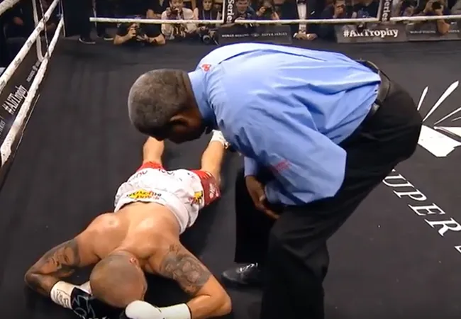 VIDEO: Chaos in de boksring na negeren scheidsrechter