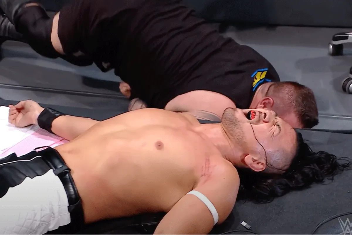 Volle zaal: WWE houdt SmackDown event met groot publiek