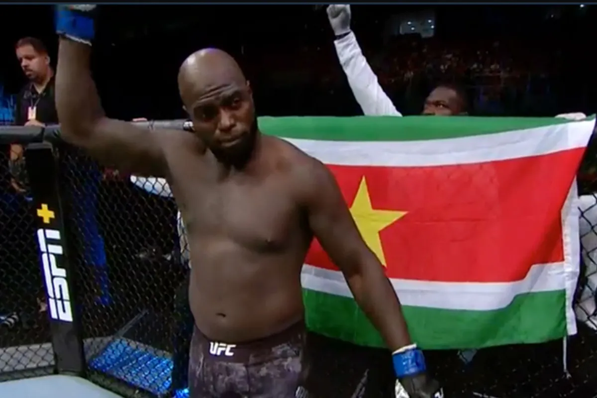 UFC: Suri KO-koning Jairzinho Rozenstruik vs Jailton Almeida in mei