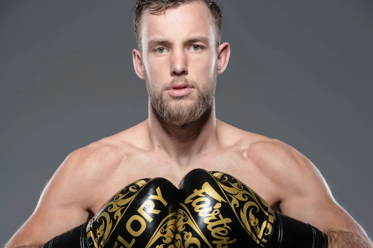 Kickbokser Robbie Hageman ondergaat hersentumor behandeling in Amerika