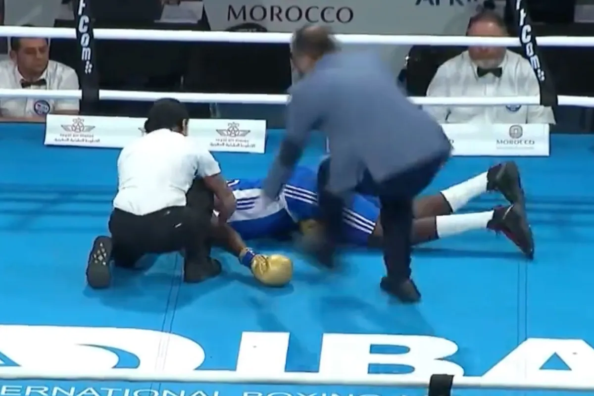 🎥 Italiaanse bokser levert heftigste knock-out in de geschiedenis af! 'Is hij okay'