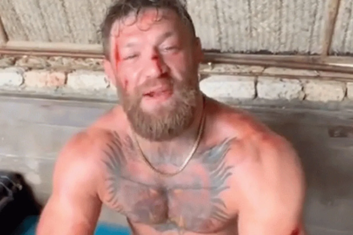 🎥 Conor McGregor wint van Michael Chandler maar laat het zwaar afweten! 'Sterallures'