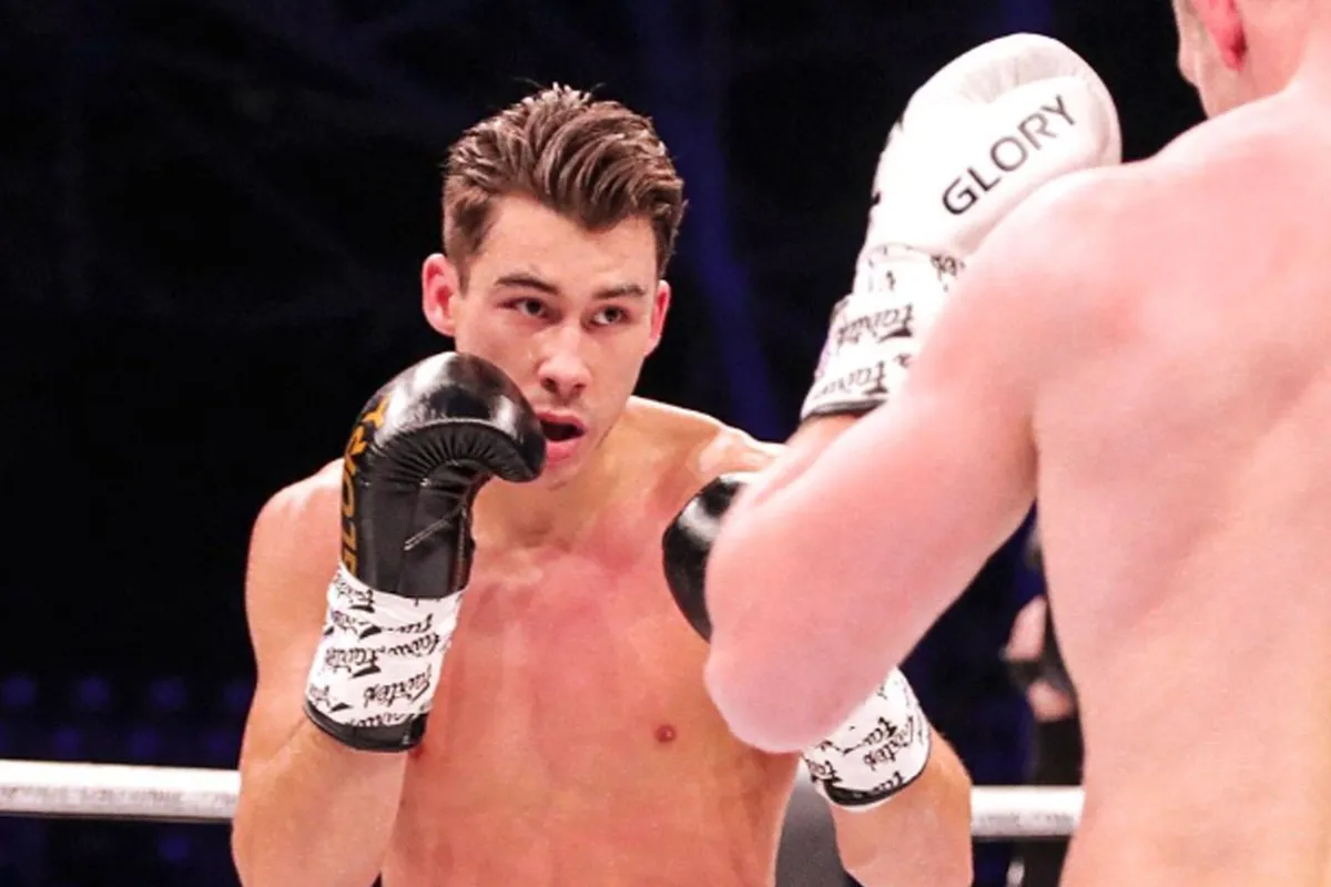 Glory knock-out koning Jay Overmeer! 'Dan ben je echt een baas'