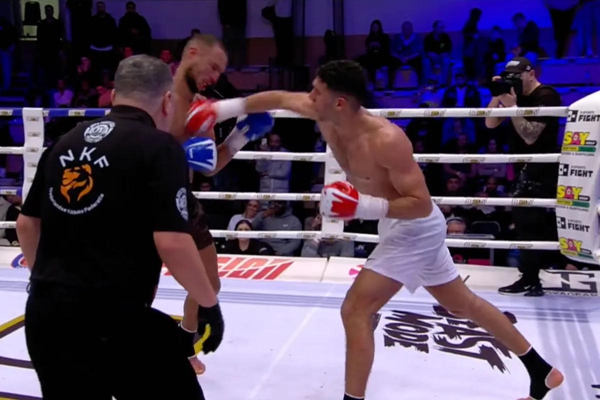 Mo Touchassie pakt knock-out winst tijdens 8TKO in Alkmaar (video)