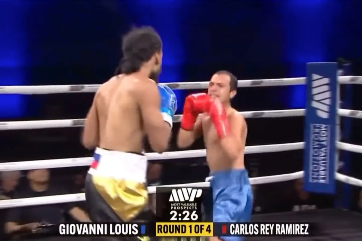 'Reteslecht van Jake Paul dit!' Boksdebutant gaat af als een gieter (video)