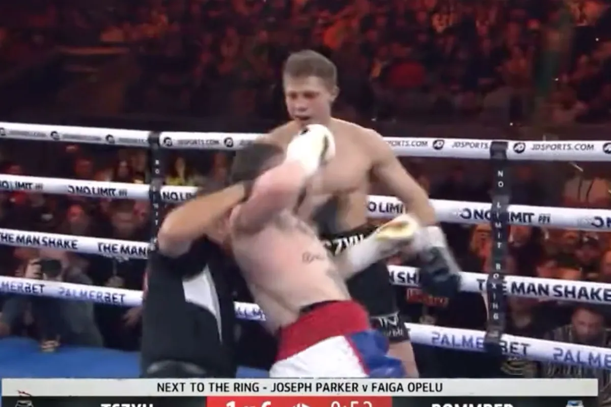 'Harde klootzak!' Boksfenomeen Nikita Tszyu beukt rivaal en scheids onderuit