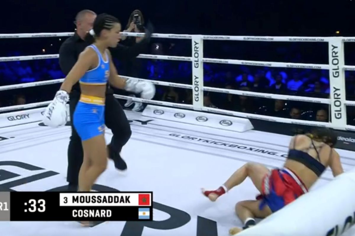Moussaddak straft worstelende tegenstander Cosnard af tijdens Glory 86