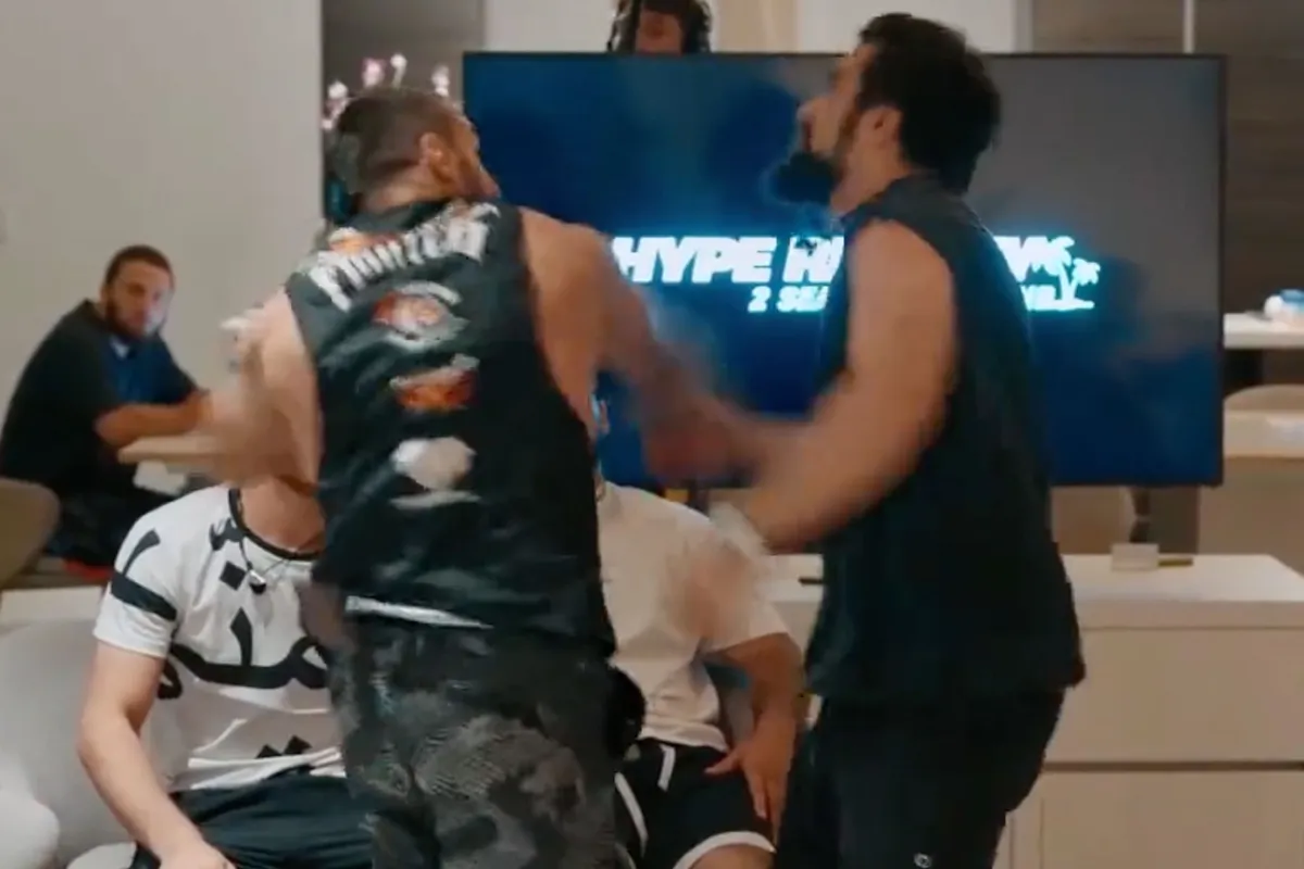 🎥 Kijkers geschokt! Bekende vechter slaat rivaal onderuit in realityshow