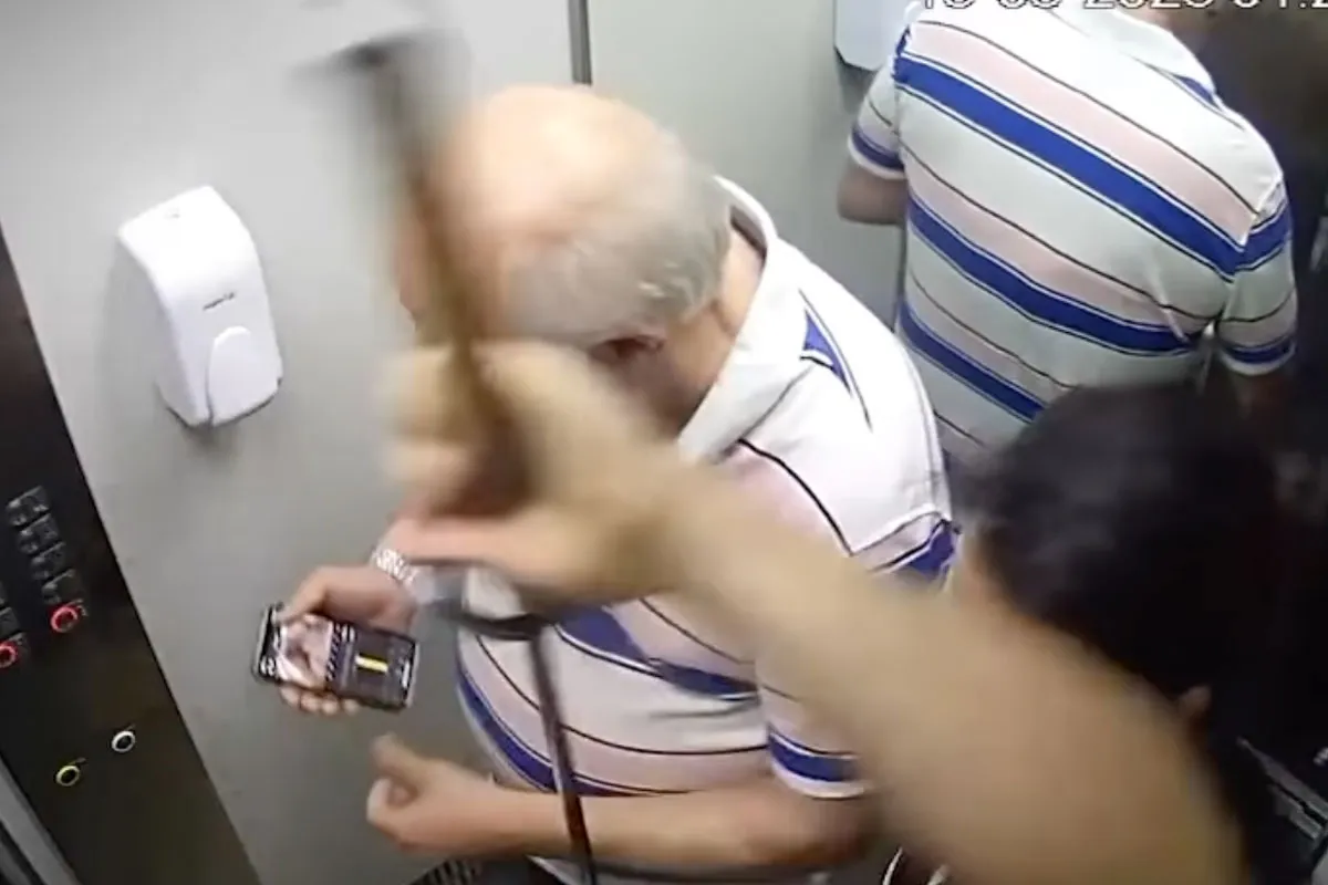 🎥 Fitness influencer jaagt met Samurai zwaard dieven achterna! 'Toonde geen genade'