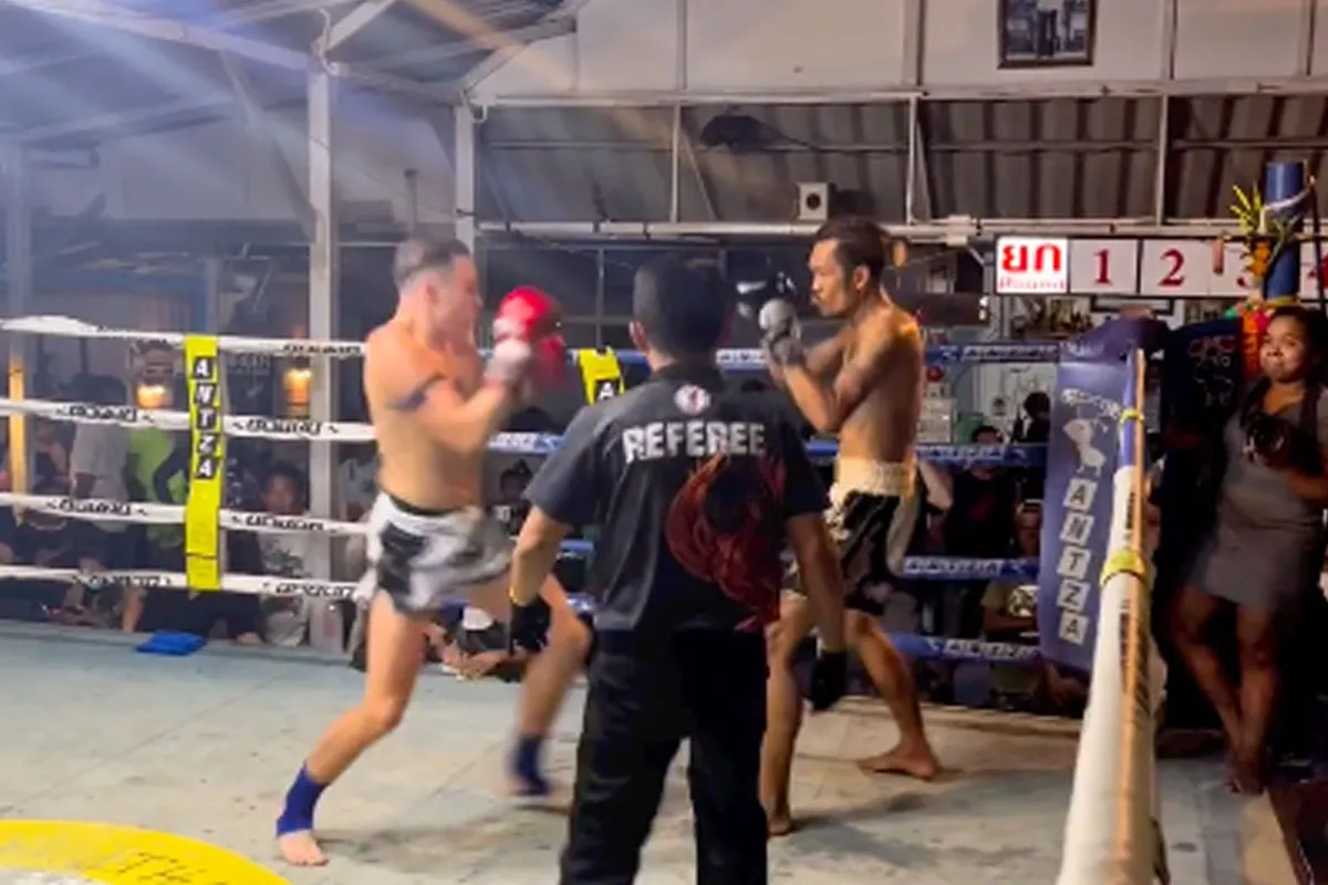 🎥 Vanavond op TV! Nederlandse Thaibokser Djustin Micael sloopt tegenstander vakkundig