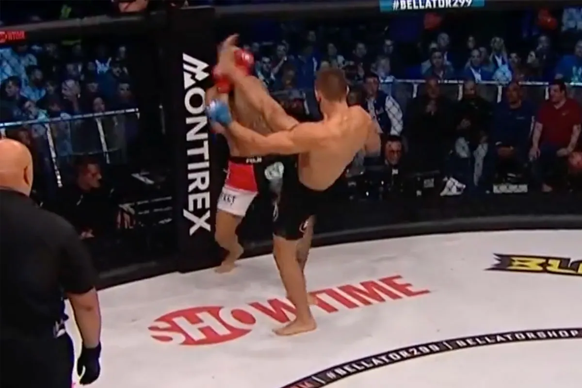 🎥  Front kick KO! Levan Chokheli steelt de show met vernietigende trap bij Bellator 299 in Dublin