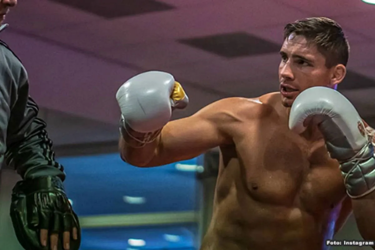 🎥 Vechtsportlegende zet twijfels bij Rico Verhoeven's bokstraining: 'niet overtuigd'