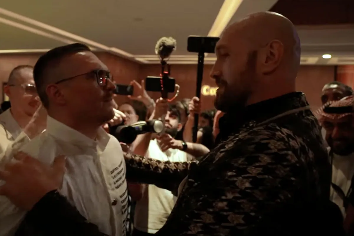 🎥 Confrontatie Usyk en Fury in Saoedi-Arabië: 'Vechten met Conor McGregor'