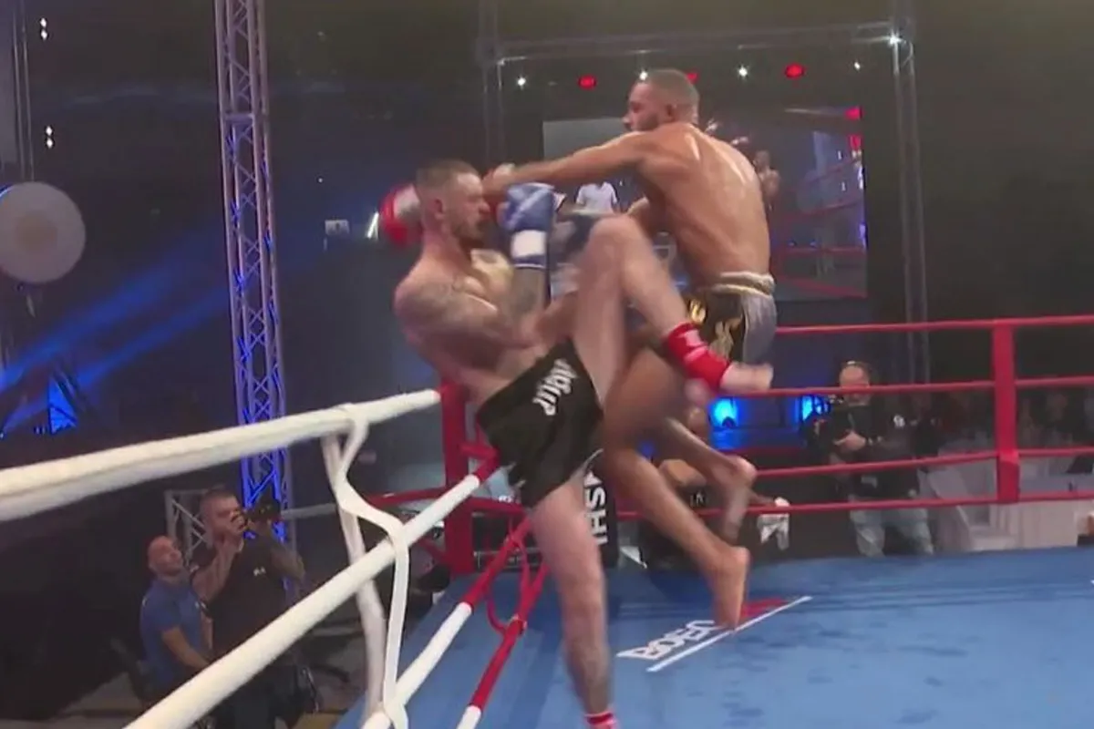 Sensatie! NL kickbokser Livinus slaat Achterberg KO en overleeft 7 knockdowns