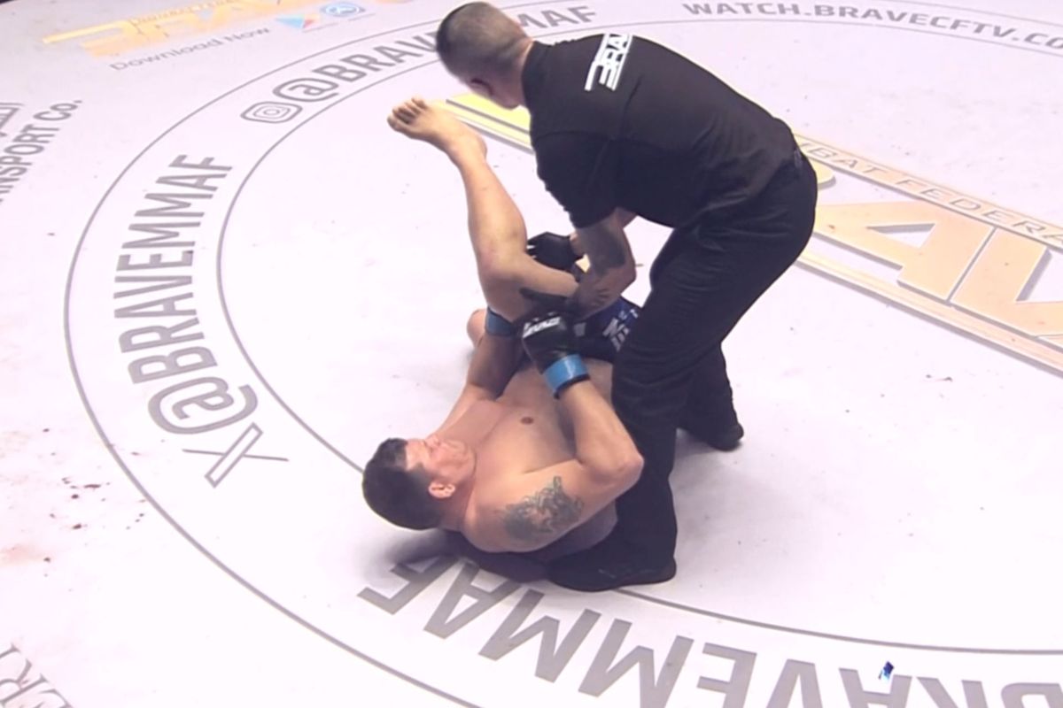 🎥 Vechter breekt knie in 13 seconden! Opnieuw bizarre blessure bij groot MMA-event
