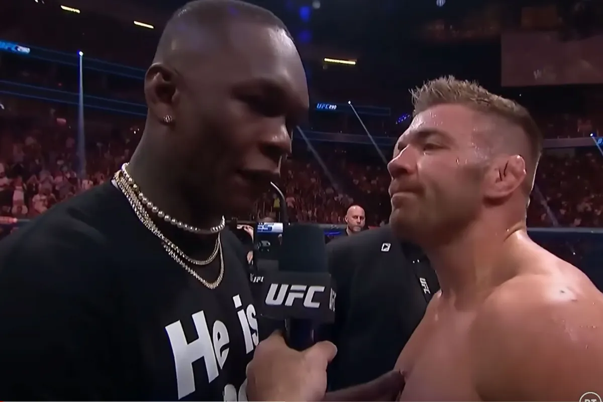 UFC kampioen Du Plessis daagt Adesanya uit: 'Onverwacht snelle reactie'