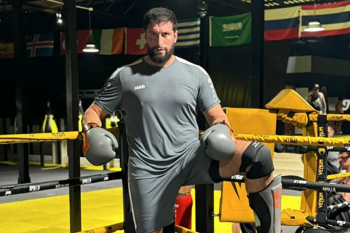 Jamal Ben Saddik: Fans reageren massaal op schorsing topkickbokser