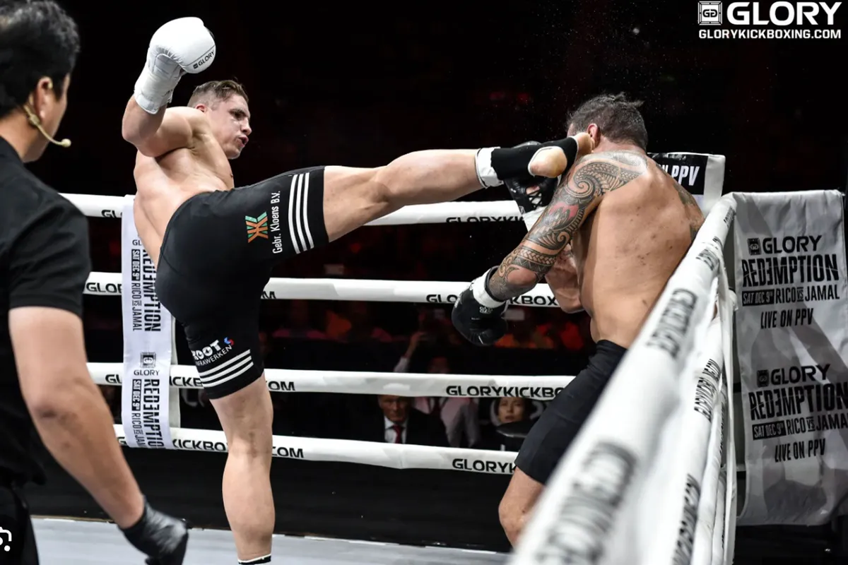 Oud Rico Verhoeven rivaal met schoenmaat 52 en 11 knock-out verliezen maakt comeback