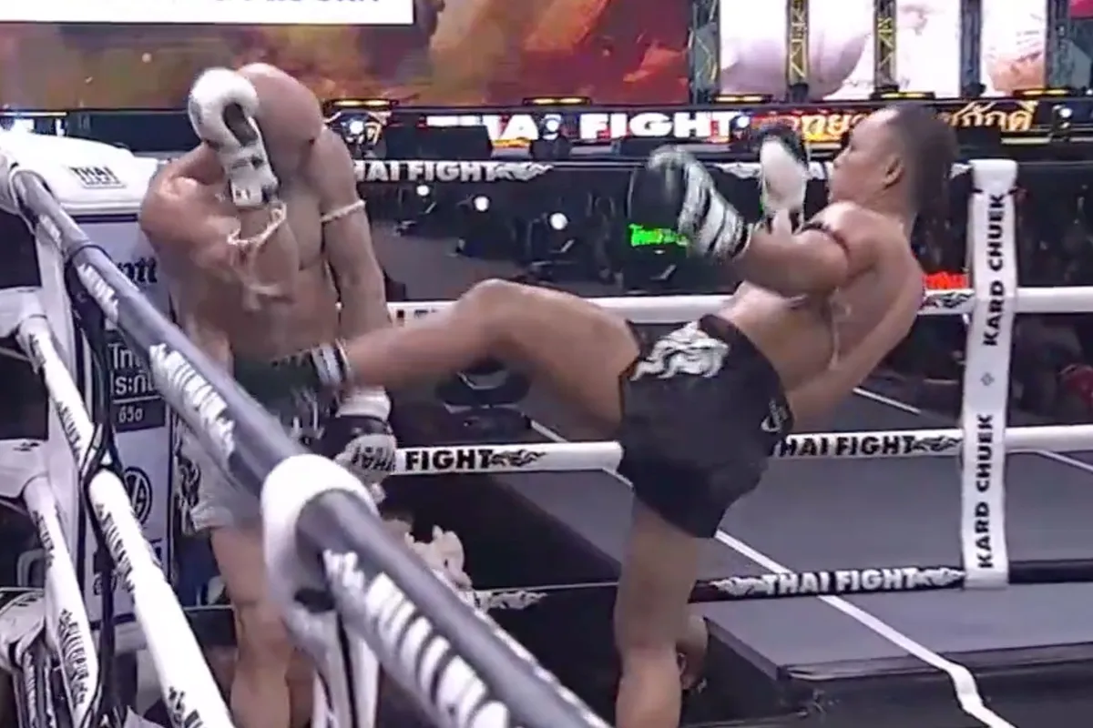 🎥 Winst 379 voor kickbokslegende Saechai in Thailand: 'Dit is pas een vechter'