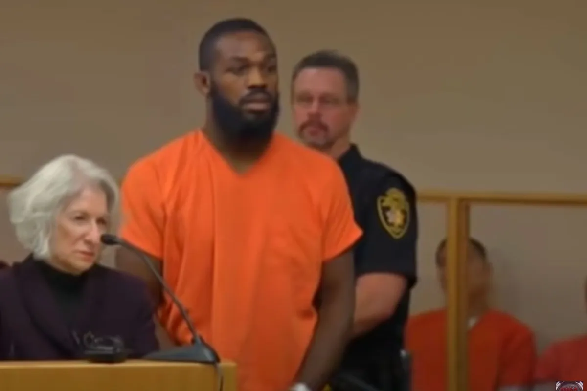 UFC-ster Jon Jones gearresteerd wegens aanval en doodsbedreiging