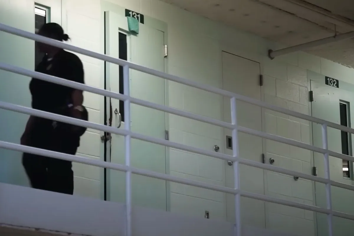 'We pakken hem als hij vrijkomt!' Pedofiele jeugworstelcoach doelwit bekende vechter