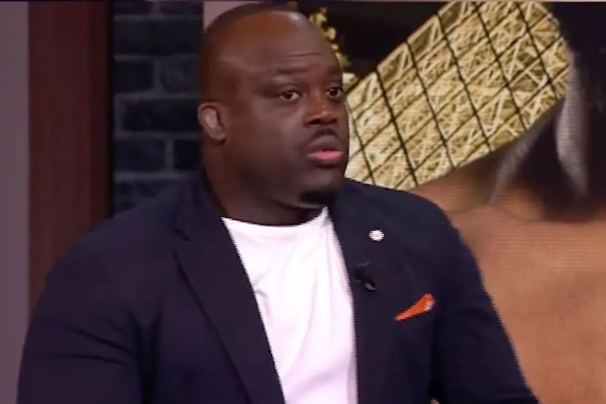 🎥 Kickbokslegende Manhoef gaat los na spectaculaire knock-out