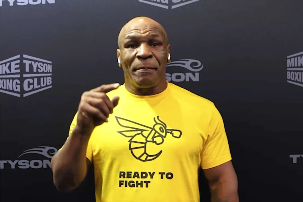 Iron Mike slaat terug naar critici: Deelt flinke stoot uit